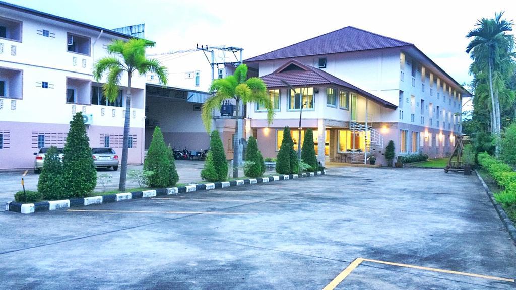 Chumphon Travelodge Exterior foto
