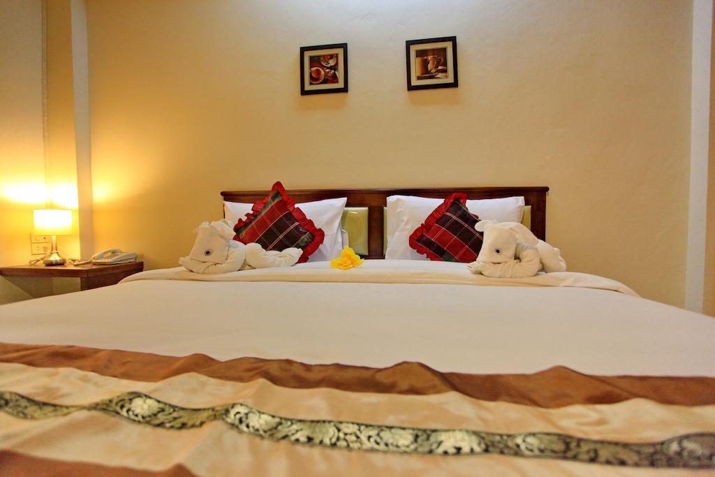 Chumphon Travelodge Exterior foto